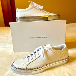 Rare NIB Common Projects Achilles Low White Leather with Silver Sole Sne…